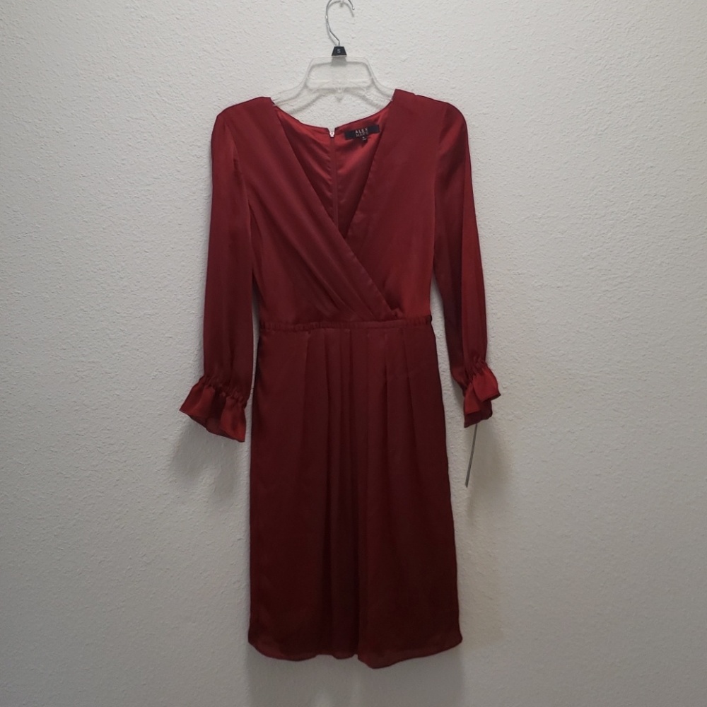 Alex Marie NWT dress small